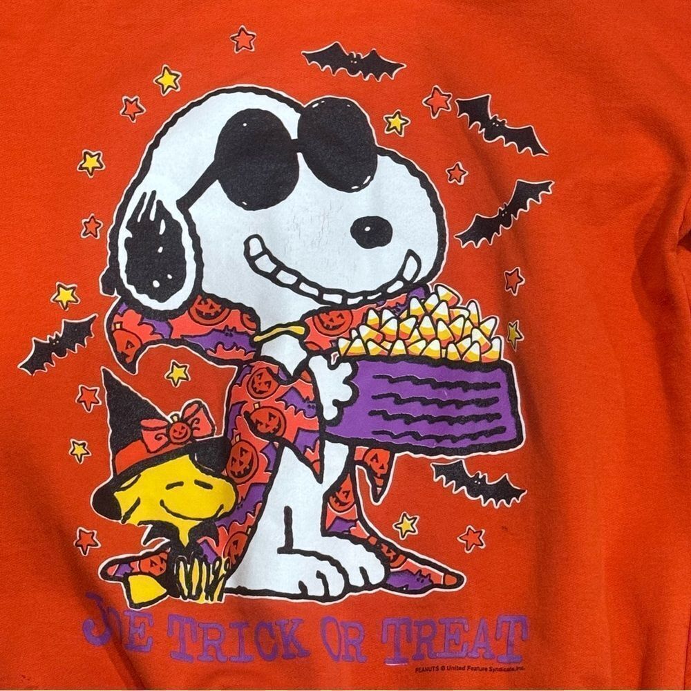 Peanuts VNTG Joe Cool Trick or Treat Halloween Crewneck Sweatshirt Mens Medium - Picture 4 of 5